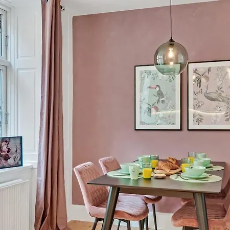 Appartement Walk To Tivoli - Vaernedamsvej Cafes - Hidden Gem Copenhague