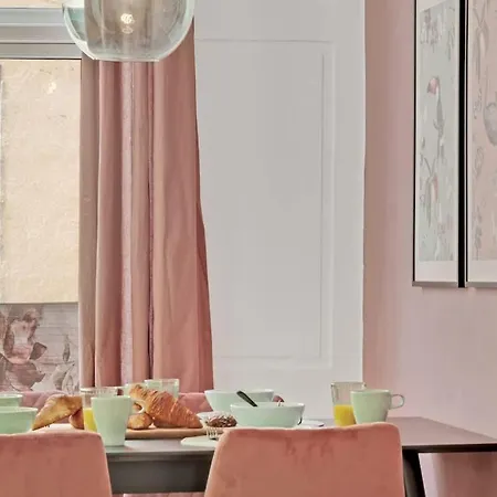 Walk To Tivoli - Vaernedamsvej Cafes - Hidden Gem Appartement