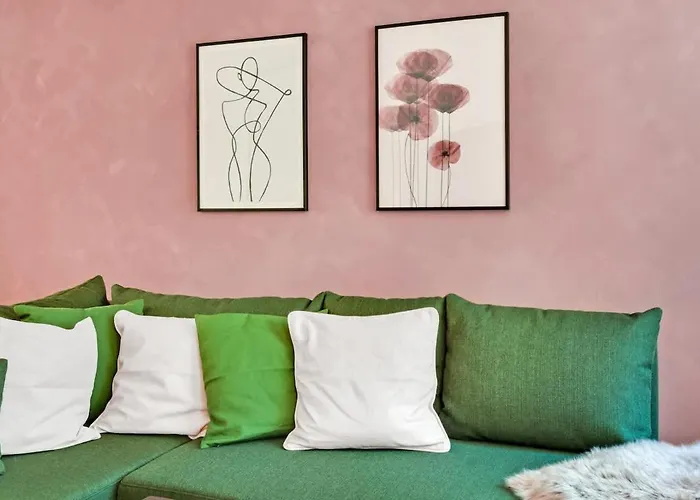 Walk To Tivoli - Vaernedamsvej Cafes - Hidden Gem Apartment Copenhagen