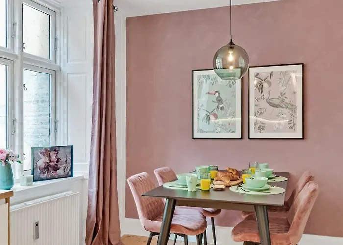 Apartment Walk To Tivoli - Vaernedamsvej Cafes - Hidden Gem Copenhagen
