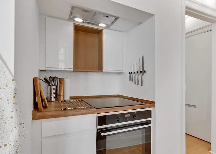 Apartment Walk To Tivoli - Vaernedamsvej Cafes - Hidden Gem