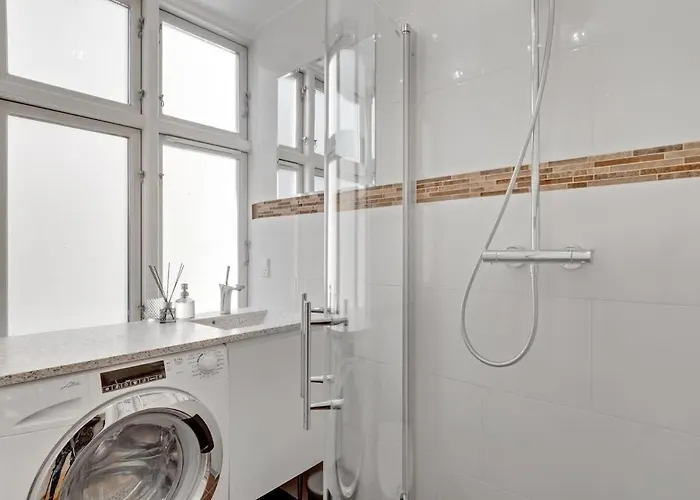 Apartment Walk To Tivoli - Vaernedamsvej Cafes - Hidden Gem