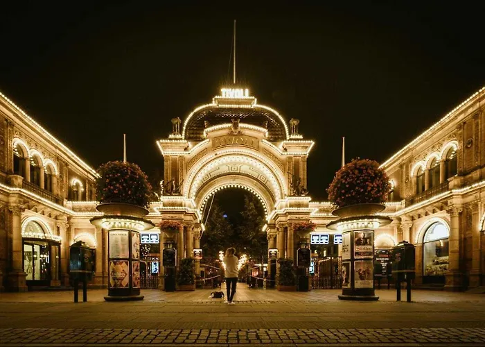 Walk To Tivoli - Vaernedamsvej Cafes - Hidden Gem Apartment Copenhagen