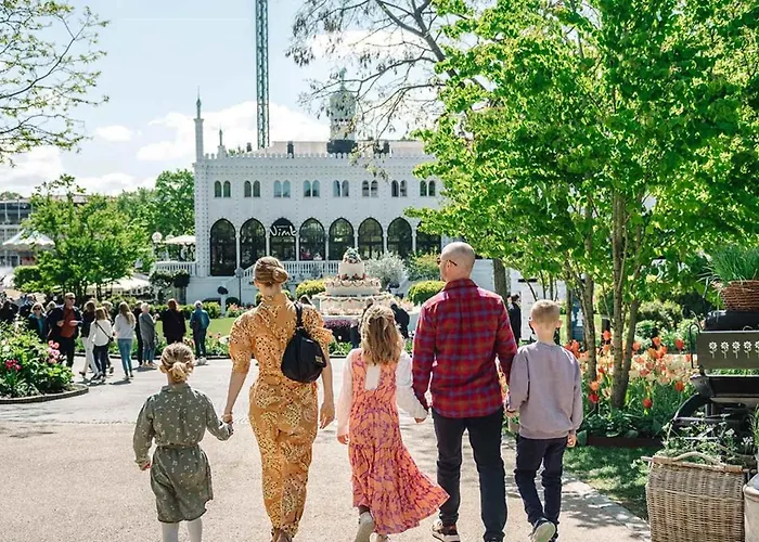 Apartment Walk To Tivoli - Vaernedamsvej Cafes - Hidden Gem *